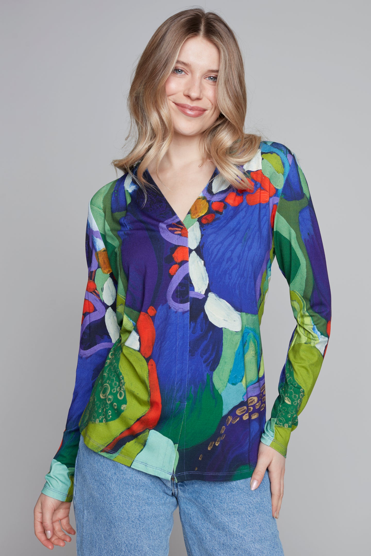 Loving Amazonia v-neck lined long sleeve